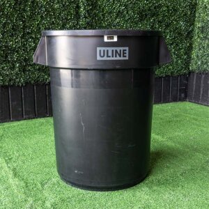 32 Gallon Trash Can w/ Biodegradable Liner