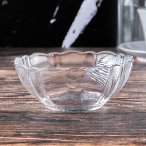 5" Glass Scalloped Bowl